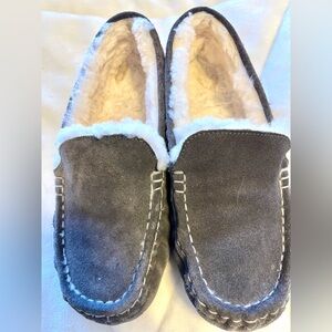 Parfeying driving moccasin/slippers, Sherpa lined, size 8, women’s